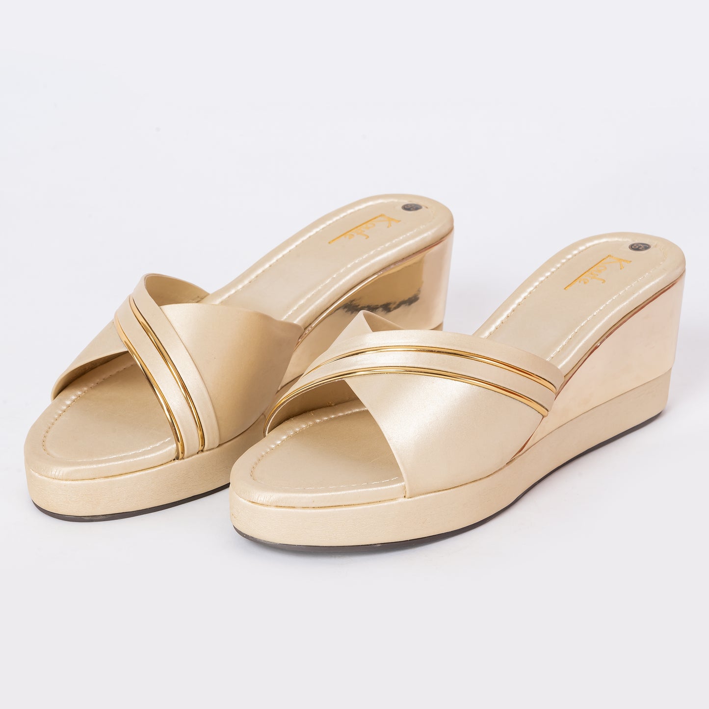Casual WEDGES Slip Ons GOLD