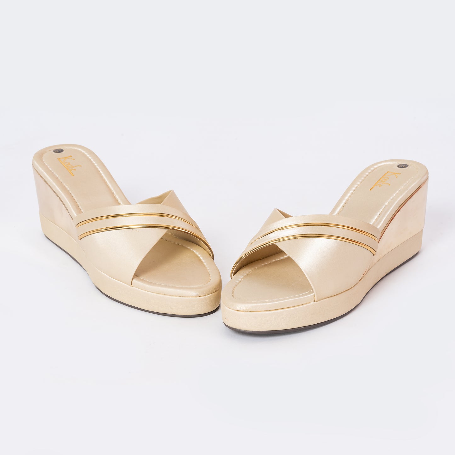 Casual WEDGES Slip Ons GOLD