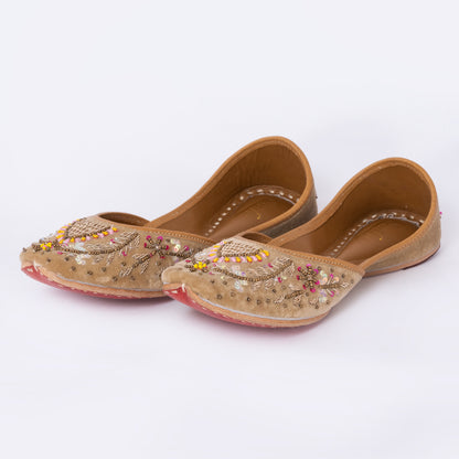 Ethnic Mojaris Beige