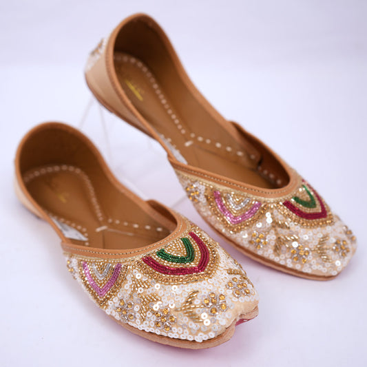 JUTTI STYLE 4