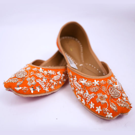 JUTTI STYLE 1
